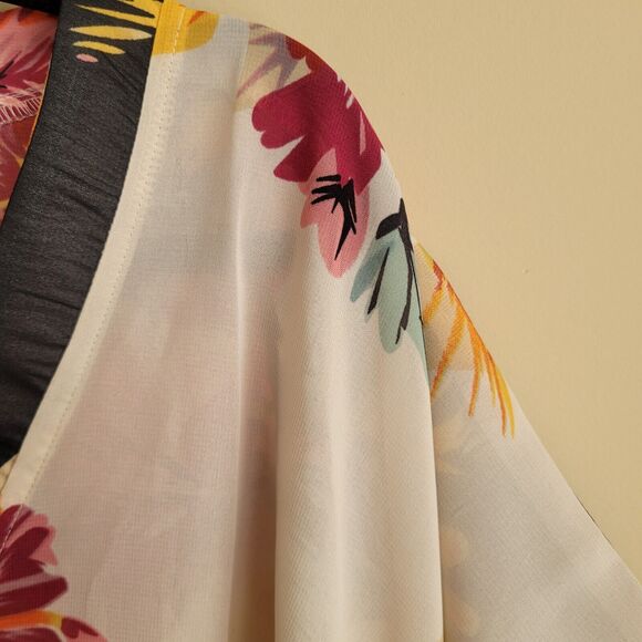 Ashley Stewart Womens Blouse Plus Size 1X Block Floral Print Sheer Poncho NWT - Picture 4 of 9